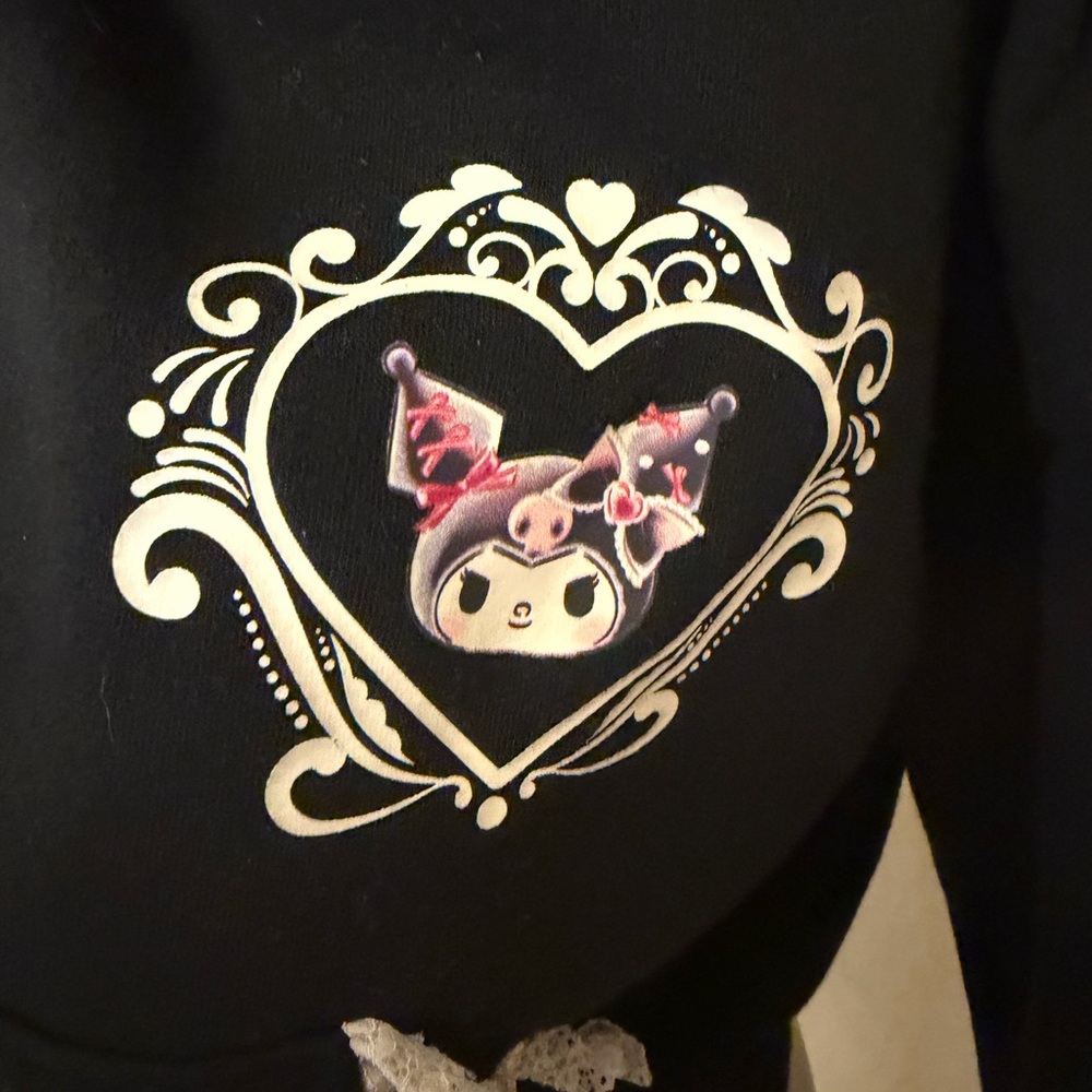 Kuromi Sanrio Lace Ribbon Crop Hoodie Women's/Junior's Size Small - Picture 4 of 10